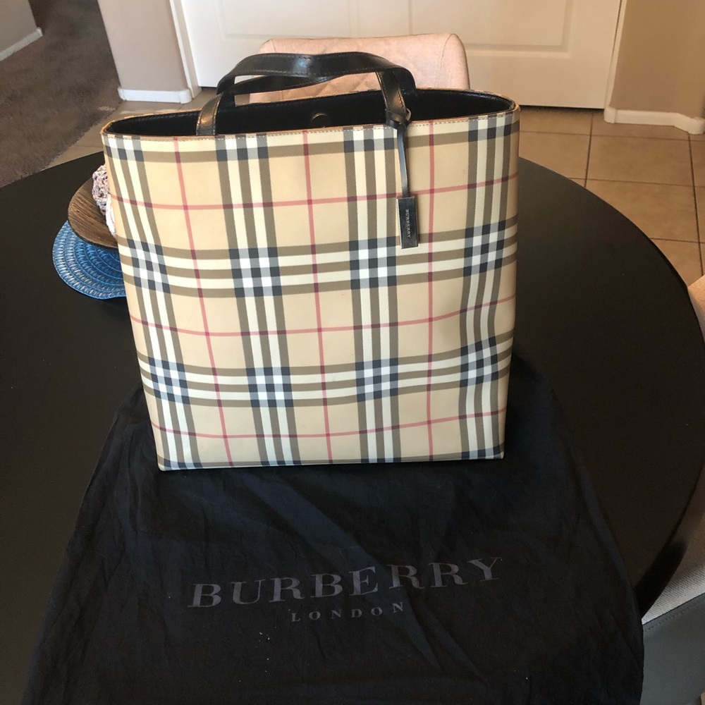 Authentic Burberry Nova Check Tote